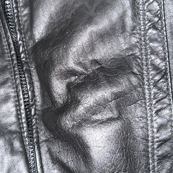 Revolution for Leather Goods - Black Vintage Leather Jacket - Picture 4 of 7